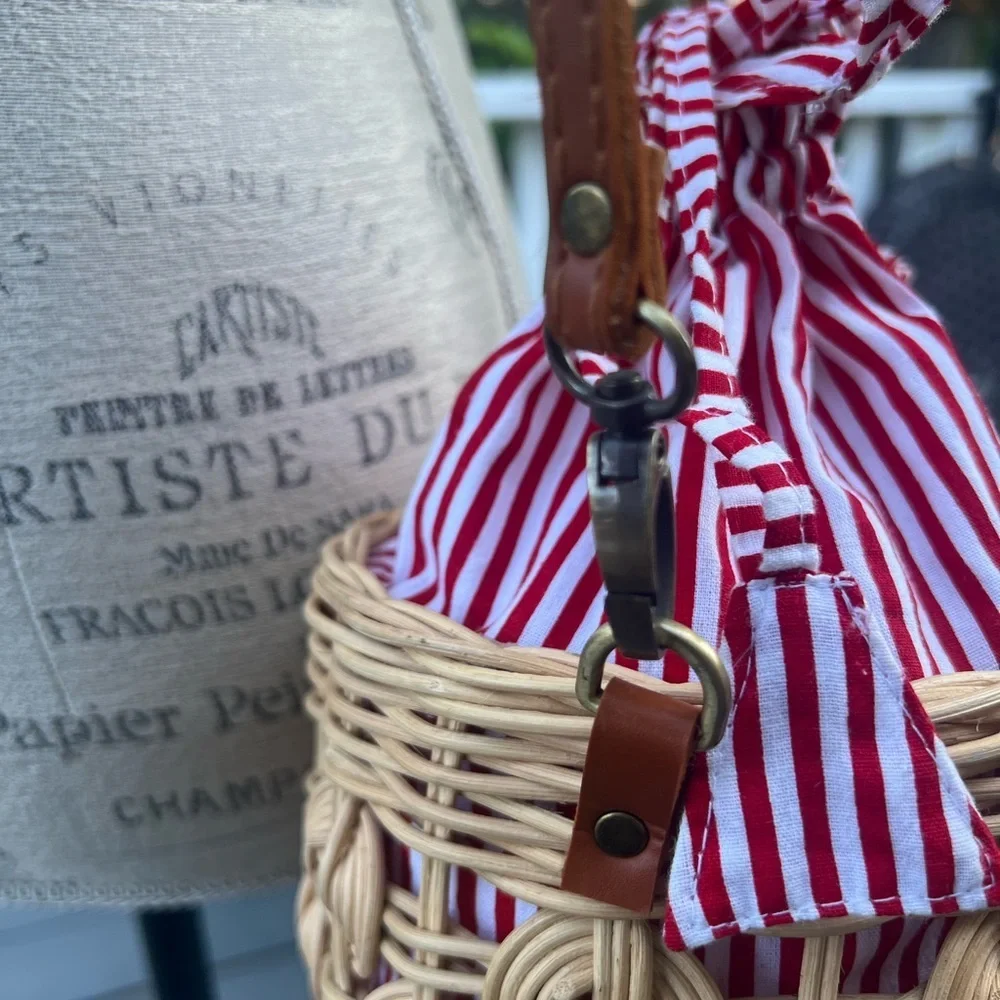 Anthropologie Woven Basket Mini Bag NWOT Rattan, Cotton lining Red/White cross - Picture 4 of 16